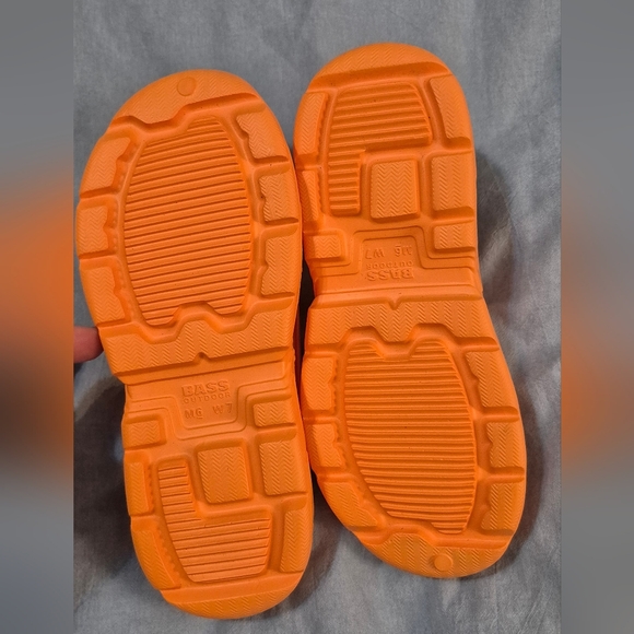 Brand New BASS OUTDOOR Men's Comfy Field Slide Slipper Flamingo Orange - Picture 9 of 9